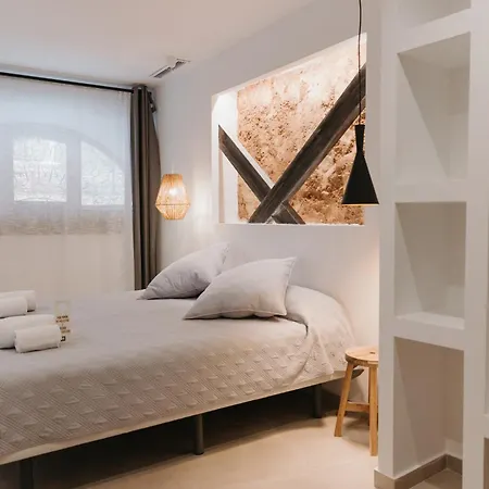 Hulot B&B Valencia Exterior photo